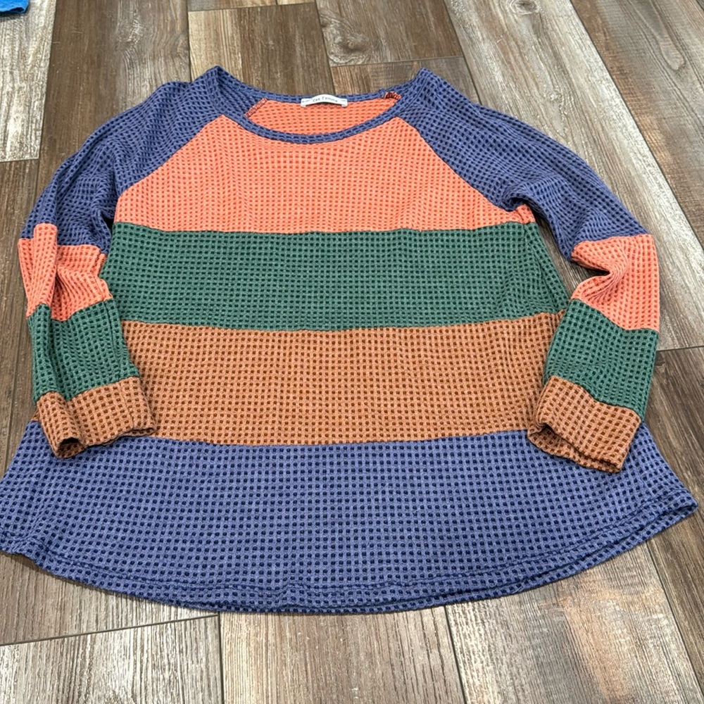 Women’s Long Sleeve Shirt